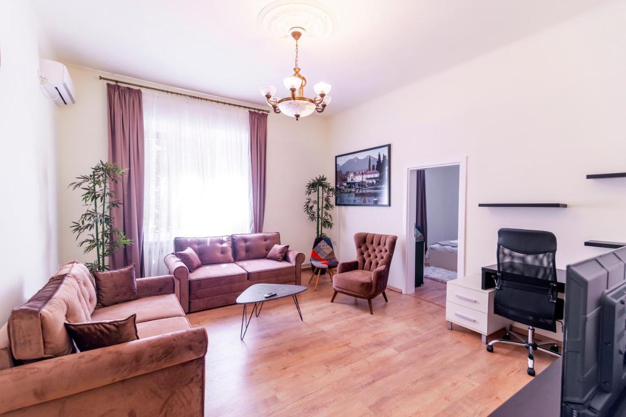 Jevrejska - Central Apartment With Free Parking Нови-Сад Экстерьер фото